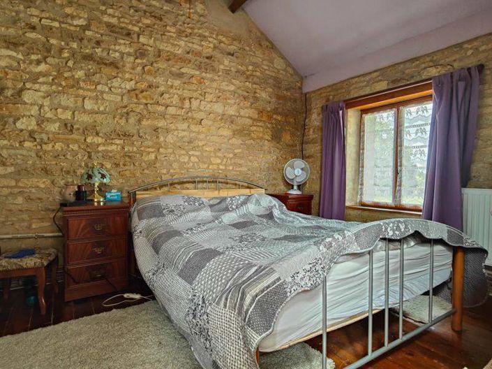 Image No.11-5 Bed House for sale