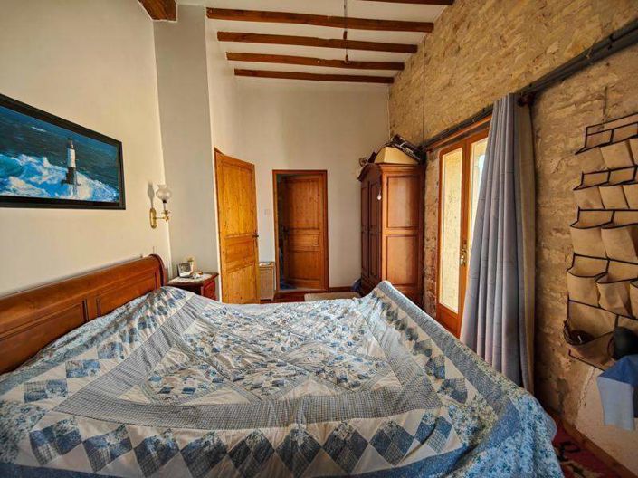 Image No.14-5 Bed House for sale