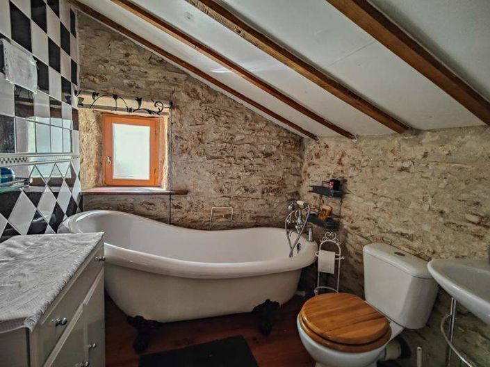 Image No.23-5 Bed House for sale