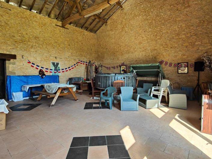 Image No.24-5 Bed House for sale