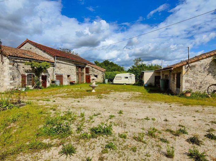 Image No.35-5 Bed House for sale