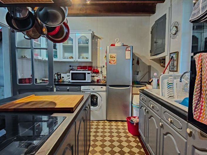 Image No.4-5 Bed House for sale