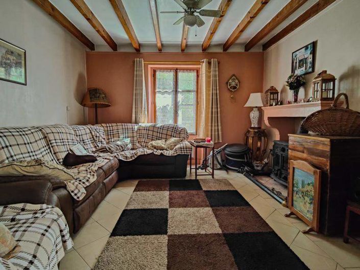 Image No.6-5 Bed House for sale