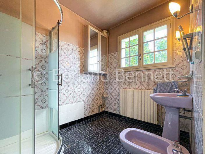 Image No.10-4 Bed House for sale