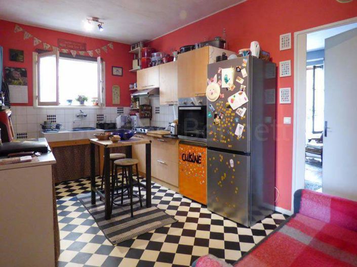 Image No.9-2 Bed House for sale