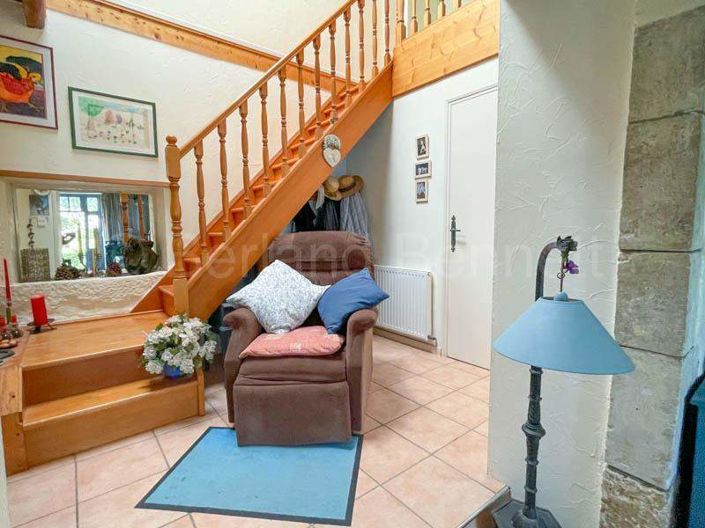 Image No.11-3 Bed House for sale