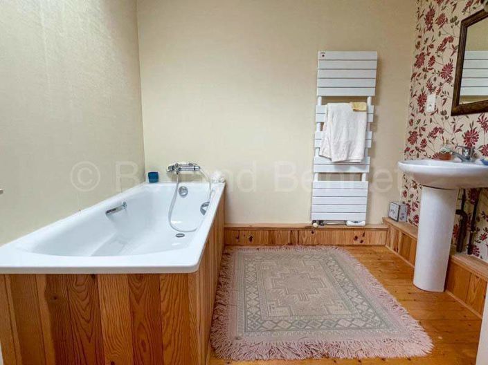 Image No.7-3 Bed House for sale