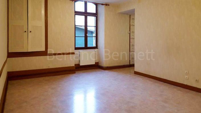 Image No.3-8 Bed House for sale