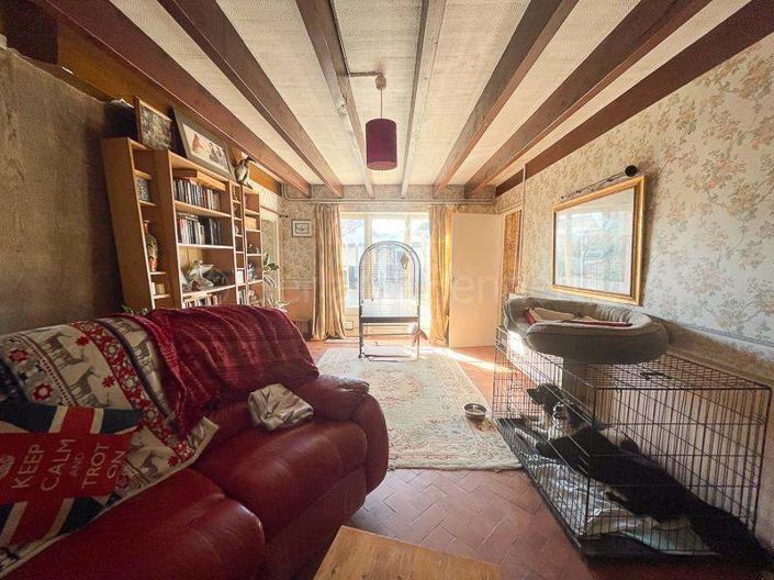 Image No.6-2 Bed House for sale