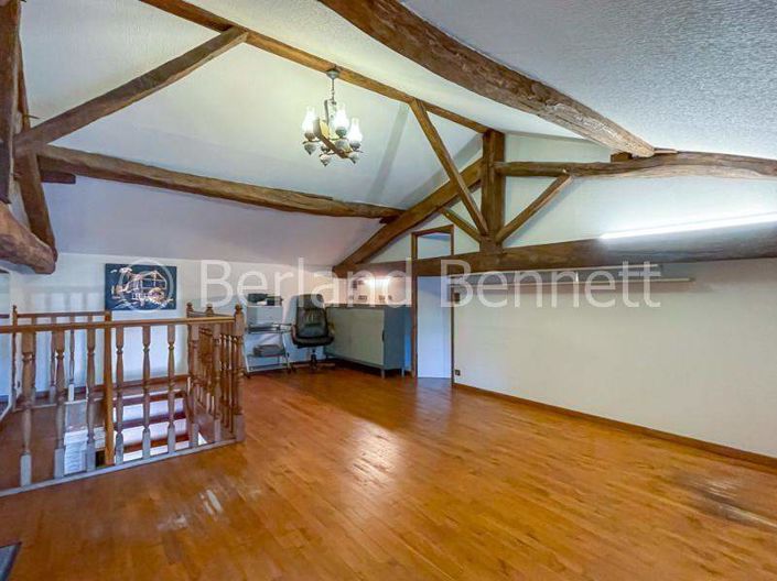 Image No.14-3 Bed House for sale