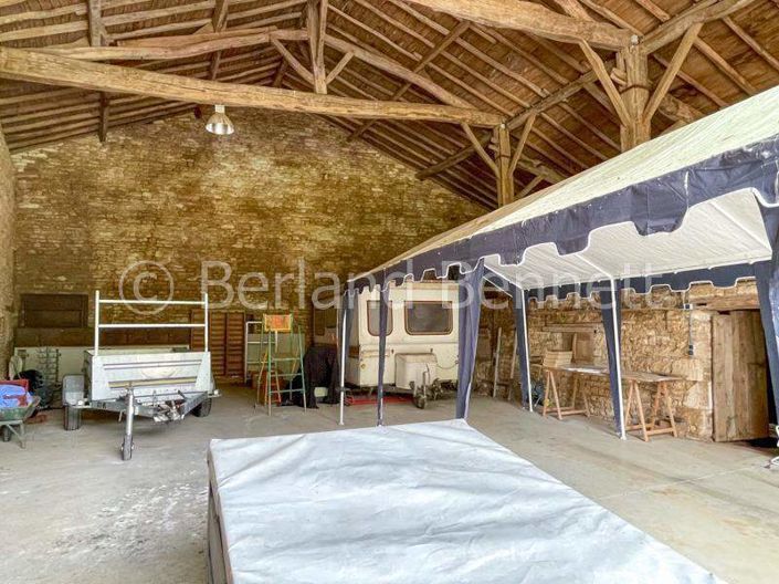 Image No.30-3 Bed House for sale