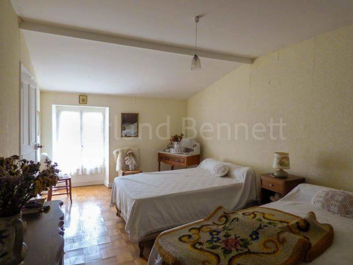 Image No.13-3 Bed House for sale