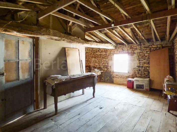 Image No.15-3 Bed House for sale