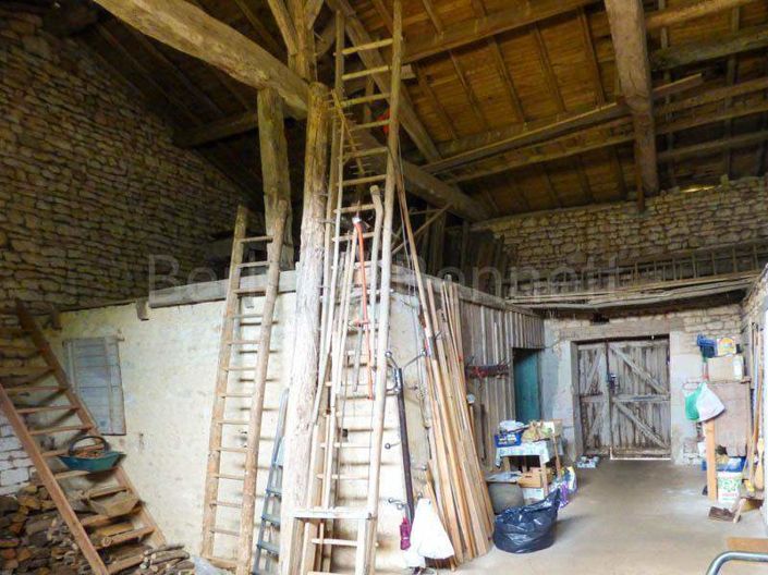 Image No.17-3 Bed House for sale