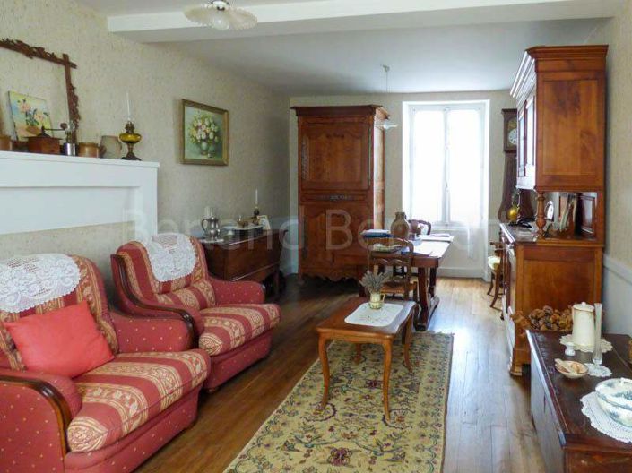 Image No.4-3 Bed House for sale