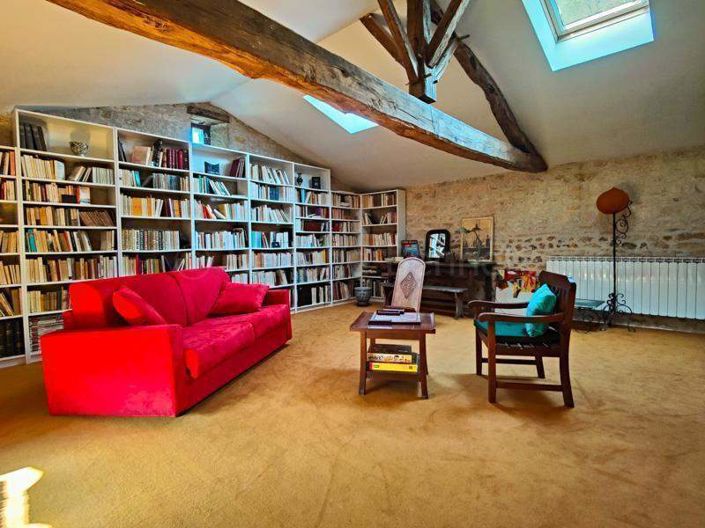 Image No.21-5 Bed House for sale