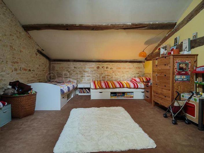 Image No.25-5 Bed House for sale