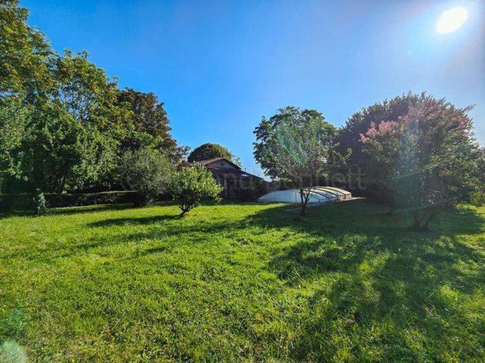 Image No.31-5 Bed House for sale