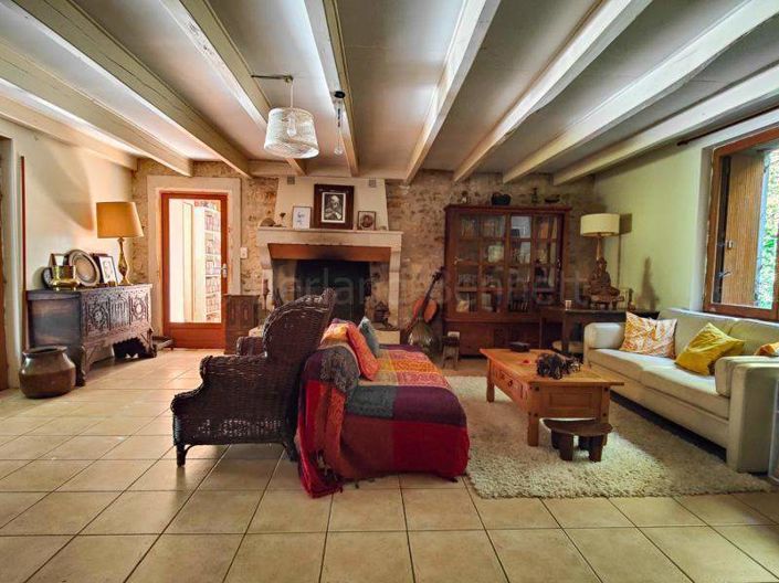 Image No.7-5 Bed House for sale