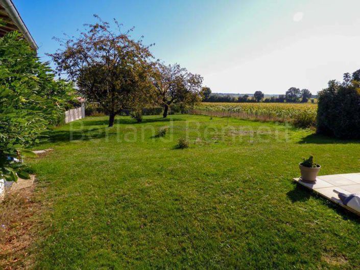 Image No.25-4 Bed House for sale