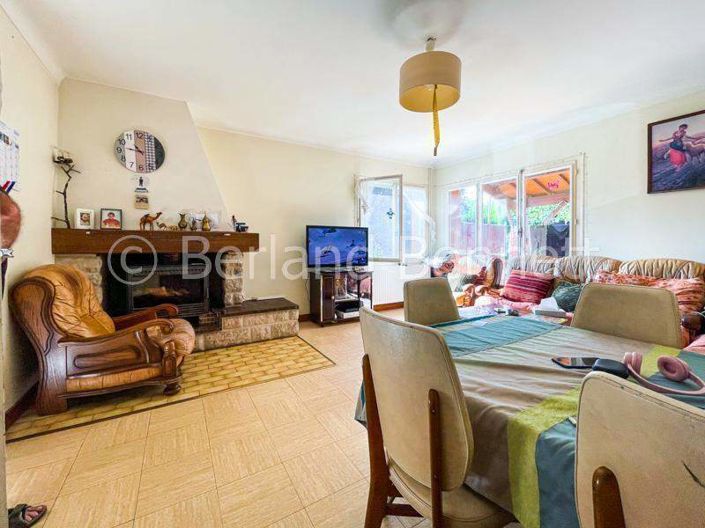 Image No.5-3 Bed House for sale