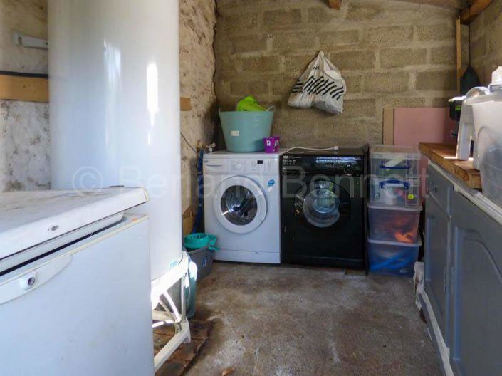 Image No.11-1 Bed House for sale