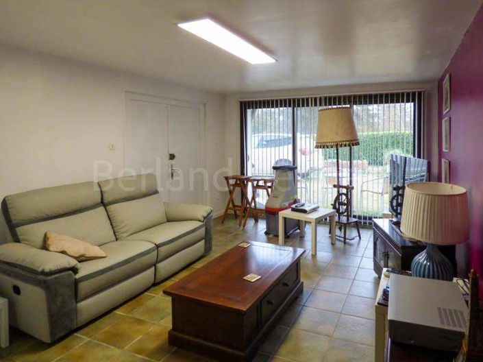 Image No.18-5 Bed House for sale