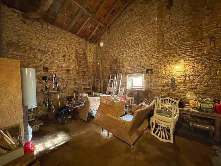 Image No.21-3 Bed House for sale