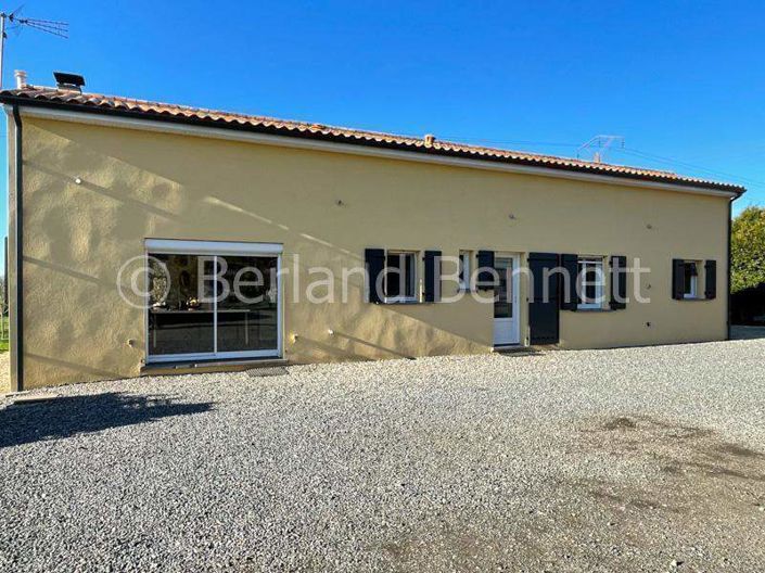 Image No.1-4 Bed House for sale