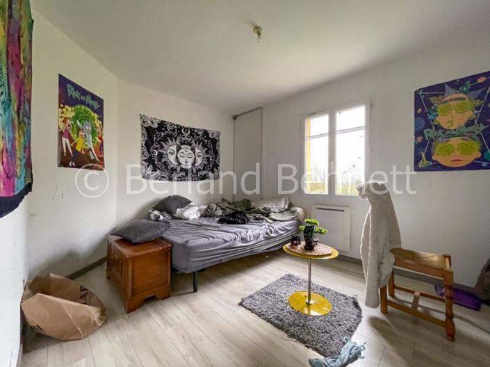 Image No.10-4 Bed House for sale