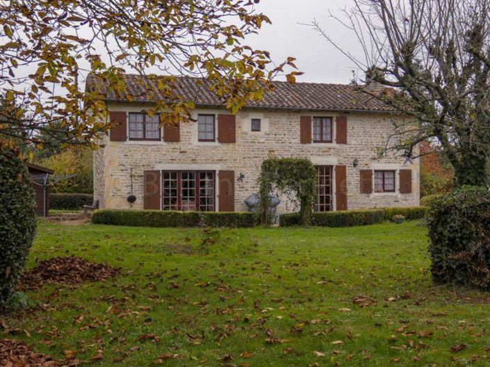 Image No.12-Maison de 3 chambres à vendre à Sauzé-Vaussais