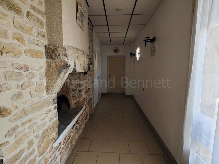 Image No.3-Maison de 9 chambres à vendre à Charroux