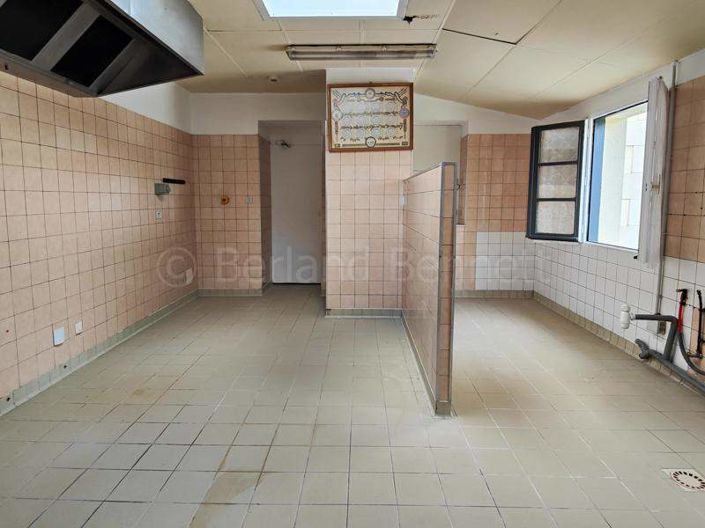 Image No.7-Maison de 9 chambres à vendre à Charroux