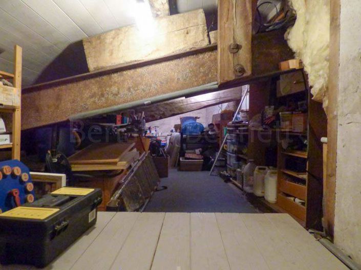 Image No.17-2 Bed House for sale