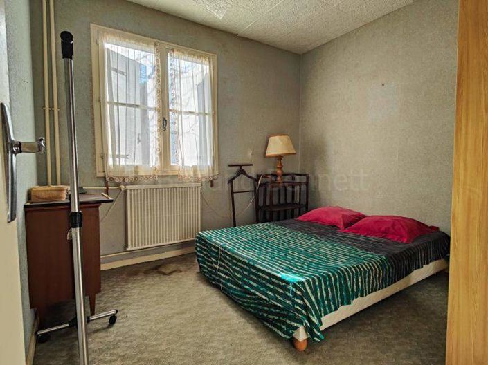 Image No.11-3 Bed House for sale