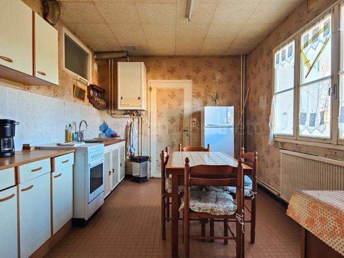 Image No.8-3 Bed House for sale