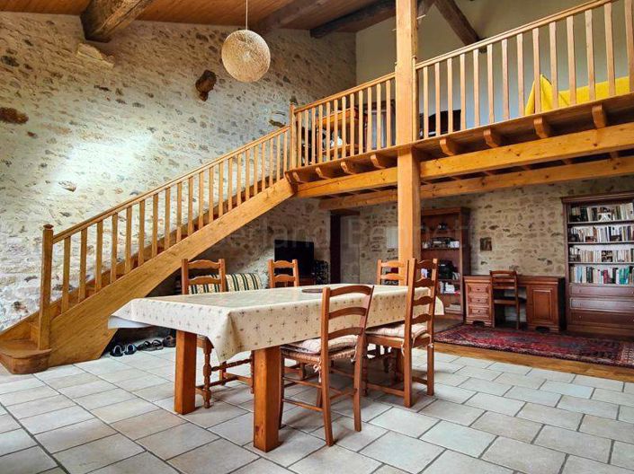 Image No.3-1 Bed House for sale