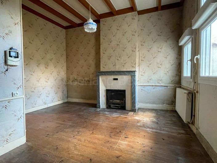 Image No.5-2 Bed House for sale