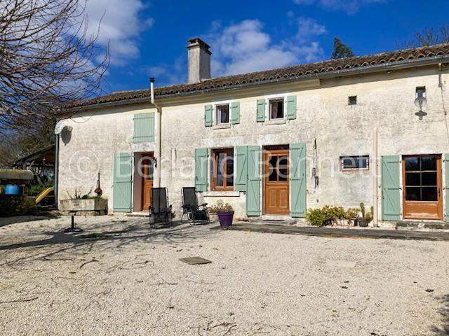Image No.1-Maison de 3 chambres à vendre à Chef-Boutonne
