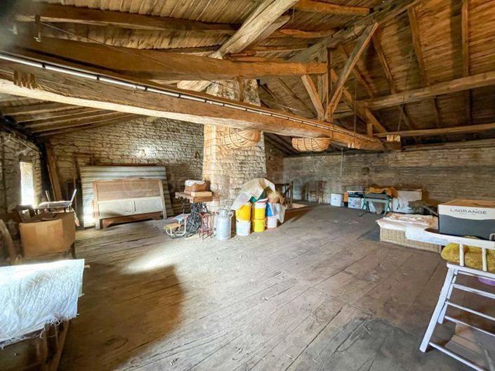 Image No.10-1 Bed House for sale