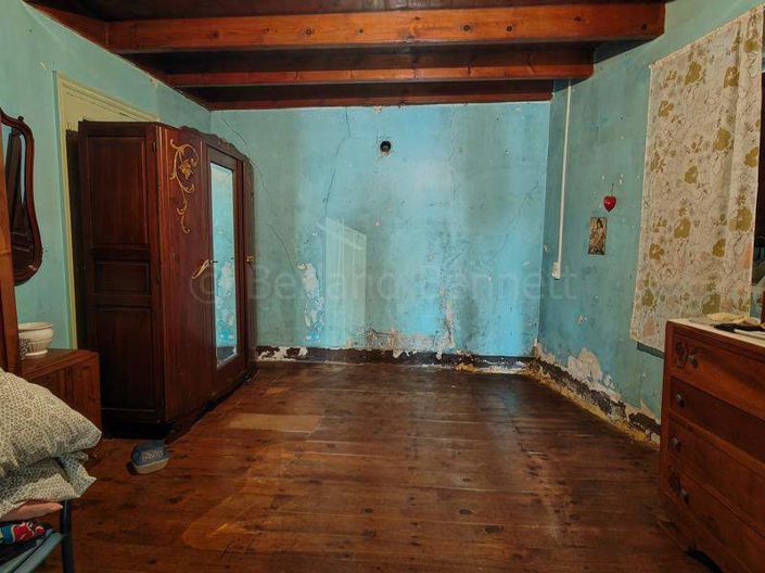 Image No.4-1 Bed House for sale