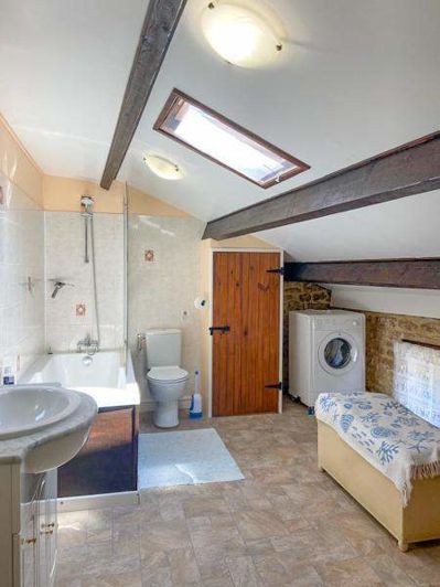 Image No.9-3 Bed House for sale