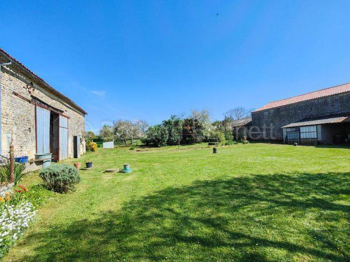 Image No.18-Maison de 2 chambres à vendre à Sauzé-Vaussais