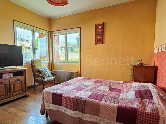 Image No.11-Maison de ville de 2 chambres à vendre à Civray