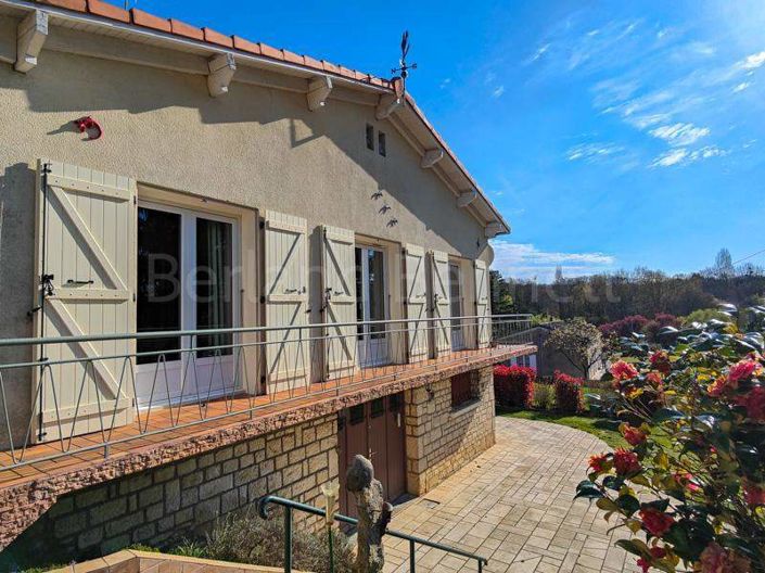 Image No.25-Maison de ville de 2 chambres à vendre à Civray