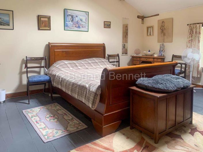 Image No.8-3 Bed House for sale