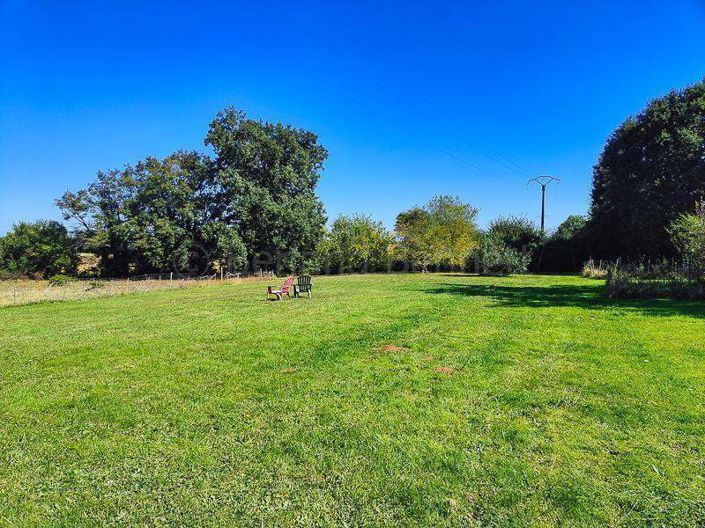 Image No.33-7 Bed House for sale