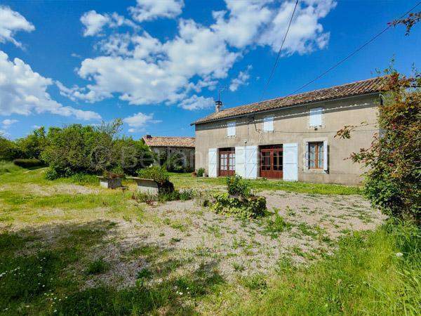Image No.1-3 Bed House for sale