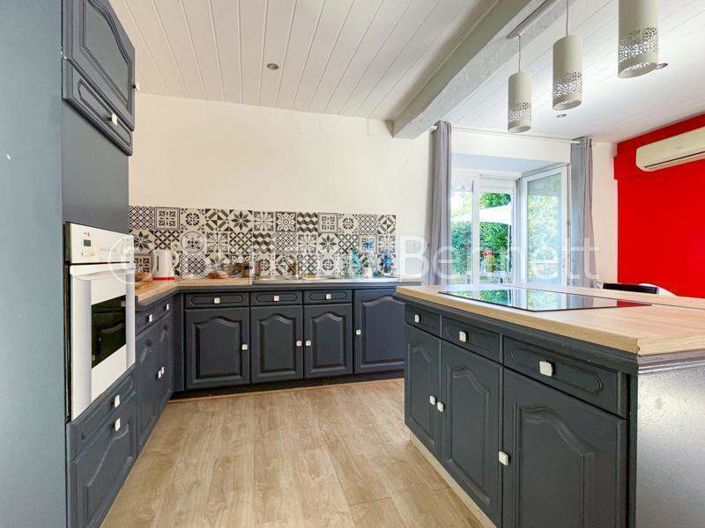 Image No.3-3 Bed House for sale