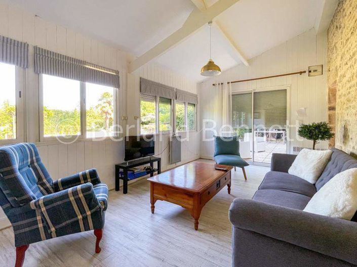 Image No.8-3 Bed House for sale